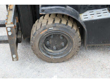 Elektro 4 Rad 2018  EP Equipment CPD20FVD8-TW-C (13)