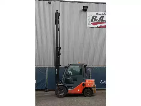 Diesel heftrucks 2014  Toyota 02-8FDJF35 (36)