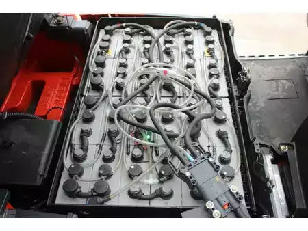 Carrelli elettrici 4 ruote 2017  Linde E16C-02 (20)