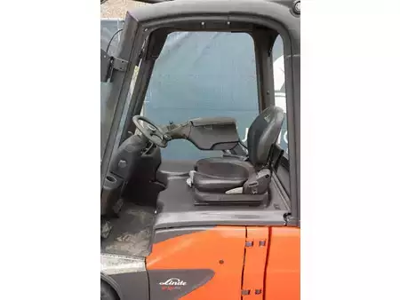 Carrelli elettrici 4 ruote 2017  Linde E16C-02 (21)