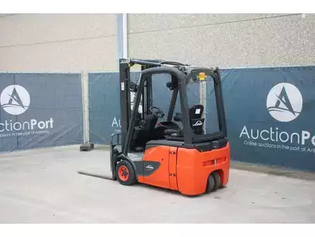 Carrelli elettrici 4 ruote 2017  Linde E16C-02 (3)