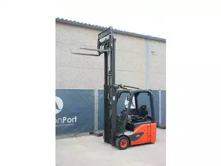 Carrelli elettrici 4 ruote 2017  Linde E16C-02 (31)