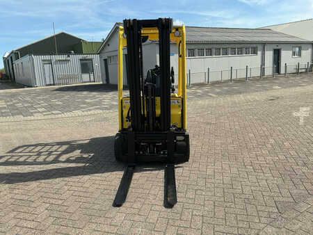 Elektromos 4 kerekű 2018  Hyster J2.0XNT LWB (9)