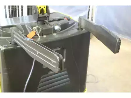 Magasemelésű béka 2017  Hyster  (15)