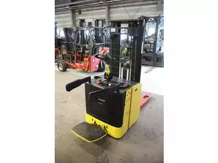 Magasemelésű béka 2017  Hyster  (5)