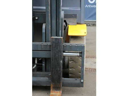 Gas gaffeltruck 2006  Jungheinrich TFG 320 (12)