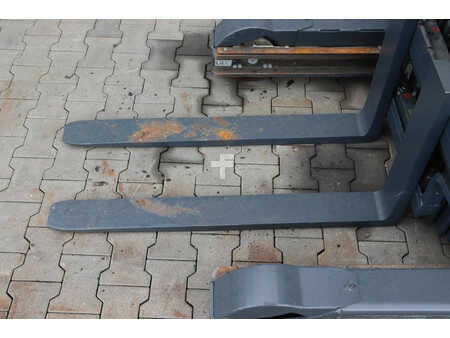 Schubmaststapler 2000  Steinbock Boss WRL 14 (11)