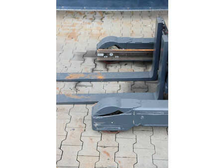 Schubmaststapler 2000  Steinbock Boss WRL 14 (12)