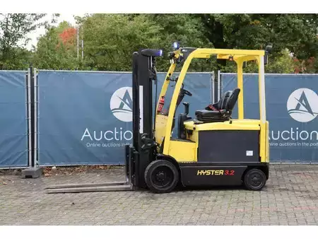 4-wiel elektrische heftrucks 2015  Hyster E3.2XN (1)
