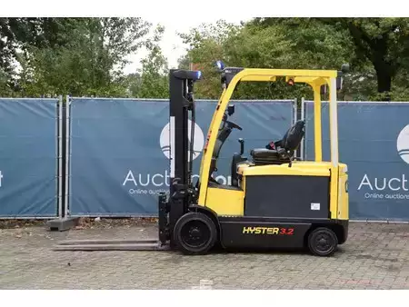4-wiel elektrische heftrucks 2015  Hyster E3.2XN (2)