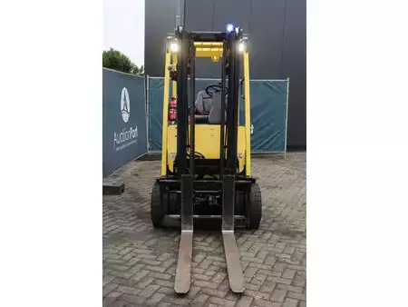 4-wiel elektrische heftrucks 2015  Hyster E3.2XN (8)