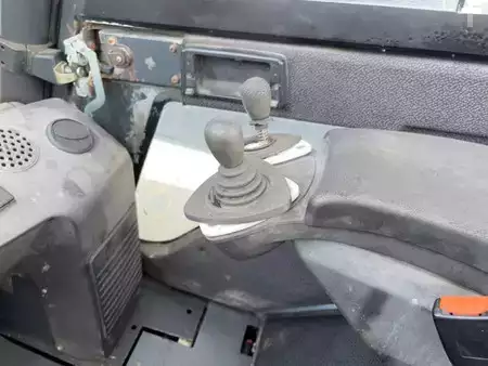 Chariots élévateurs diesel - Linde H30D (11)