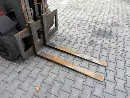 Chariots élévateurs diesel - Linde H30D (6)