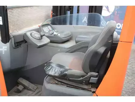 Retráctil 2010  BT RRE140 (14)
