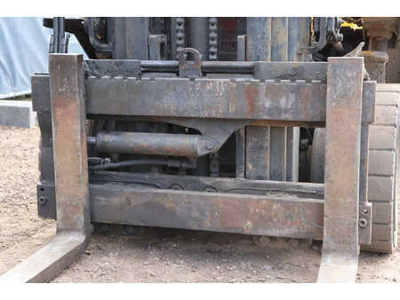 Carretilla elevadora GLP 1993  Yale TFG 15 (10)
