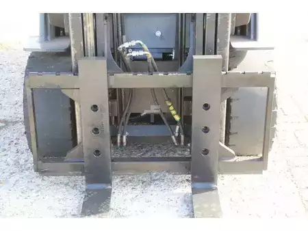 Carrelli elettrici 4 ruote 2010  Toyota 7FBMF35 (12)