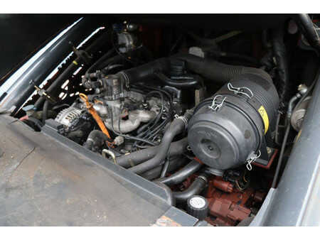 LPG heftrucks 2010  Linde H35T-01 (18)