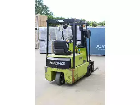 El truck - 4 hjulet 1985  Clark TM 15 (6)