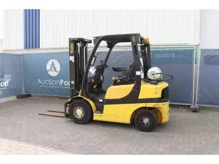 Carretilla elevadora GLP 2011  Yale GLP25VX F2170 (3)