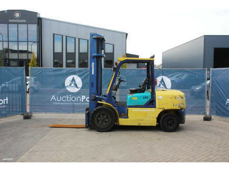 Elektro 4 Rad 2000  Komatsu FD45T-7 (2)