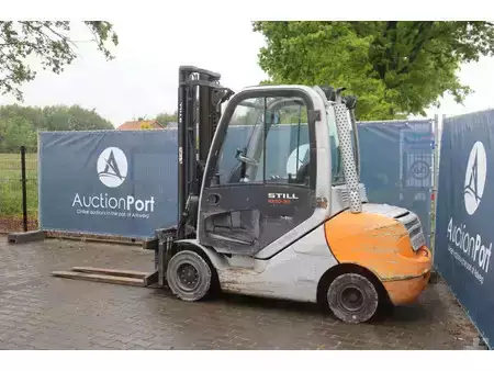 Diesel heftrucks 2011  Still RX70-35 (3)