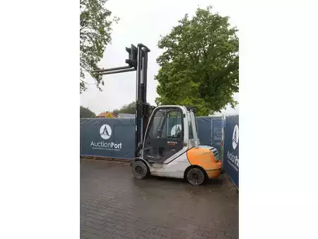 Diesel heftrucks 2011  Still RX70-35 (34)