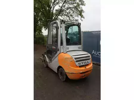 Diesel heftrucks 2011  Still RX70-35 (4)