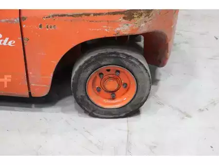 Carretilla elevadora GLP 2013  Linde H20T-01 (16)