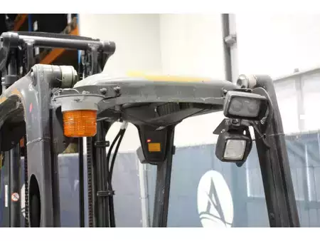 Carretilla elevadora GLP 2013  Linde H20T-01 (17)