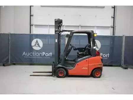 Carretilla elevadora GLP 2013  Linde H20T-01 (2)