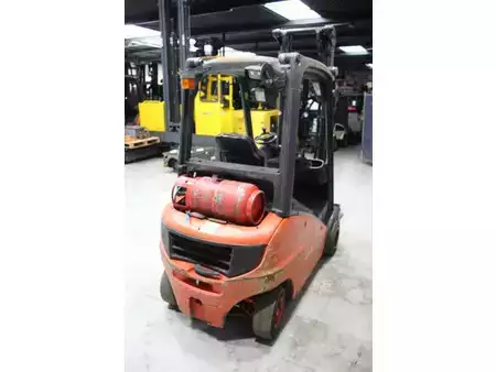 Carretilla elevadora GLP 2013  Linde H20T-01 (5)