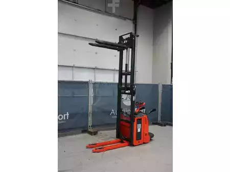 Stacker pedestre 2021  Linde D14 AP (22)