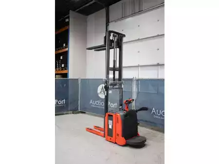 Stacker pedestre 2021  Linde D14 AP (24)