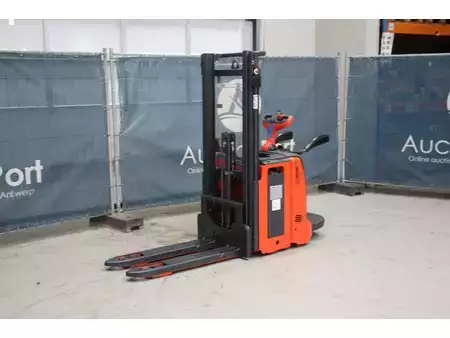 Stacker pedestre 2021  Linde D14 AP (8)