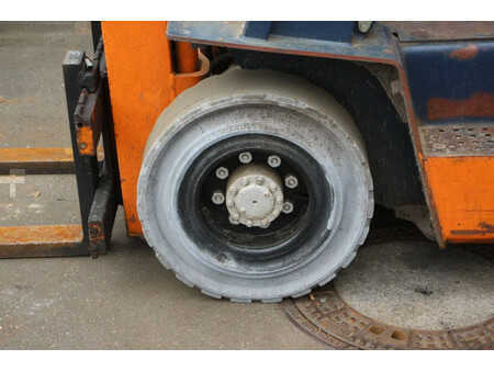 Carrelli elevatori GPL 1991  Toyota 42-5FGF-25 (13)