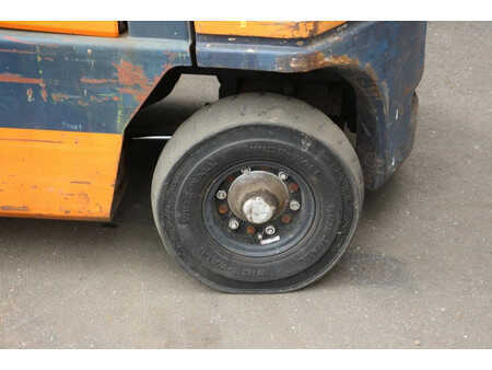Carrelli elevatori GPL 1991  Toyota 42-5FGF-25 (14)