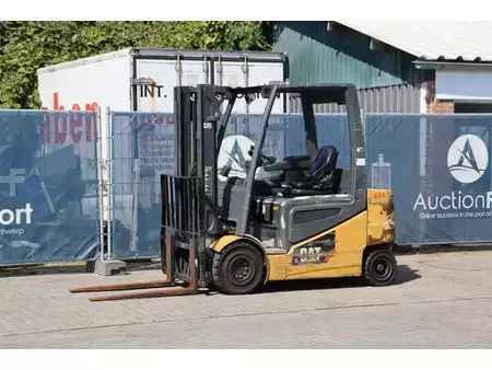 4-wiel elektrische heftrucks 2020  CAT Lift Trucks 2EP5000 (10)