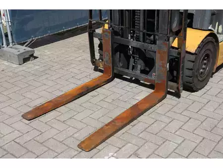 4-wiel elektrische heftrucks 2020  CAT Lift Trucks 2EP5000 (11)