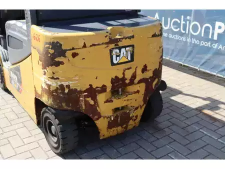 4-wiel elektrische heftrucks 2020  CAT Lift Trucks 2EP5000 (17)