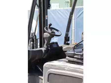 4-wiel elektrische heftrucks 2020  CAT Lift Trucks 2EP5000 (24)