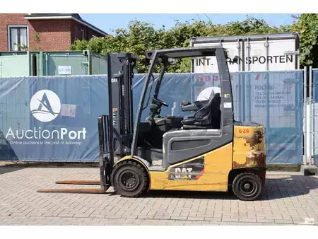 4-wiel elektrische heftrucks 2020  CAT Lift Trucks 2EP5000 (3)