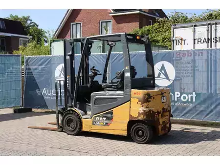 4-wiel elektrische heftrucks 2020  CAT Lift Trucks 2EP5000 (4)