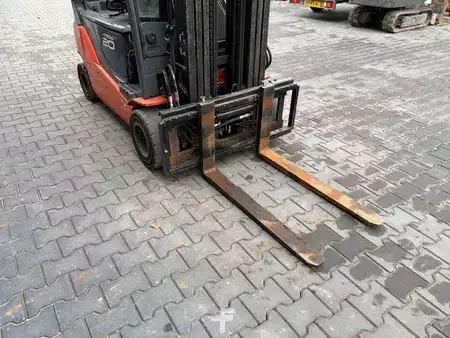 Elektro 4 Rad 2017  Toyota 8FBM20T (7)