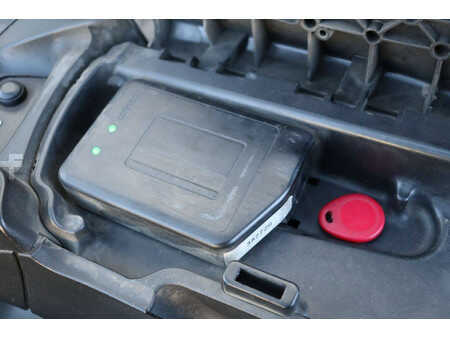 Elektryczne 4-kołowe 2018  Linde E16P-02 (28)