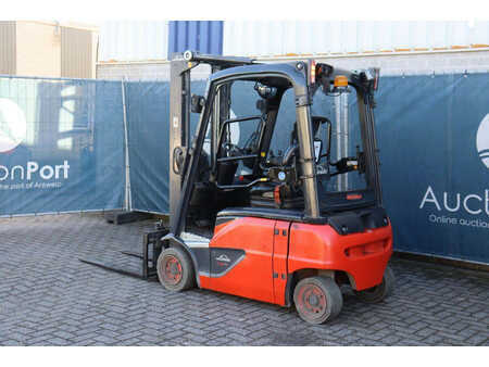 Elektryczne 4-kołowe 2018  Linde E16P-02 (3)