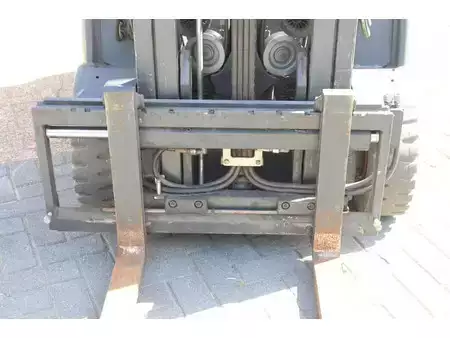 4-wiel elektrische heftrucks 2014  Linde E16P-01 (12)