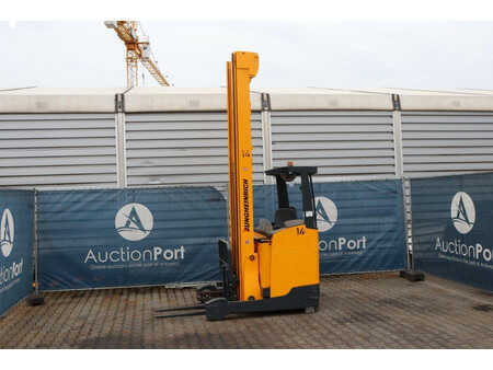 Reach Truck - Jungheinrich ETV216 (1)