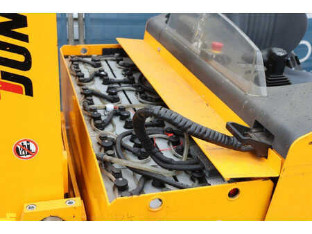Reach Truck - Jungheinrich ETV216 (20)