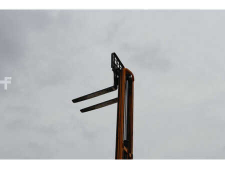 Reach Truck - Jungheinrich ETV216 (25)