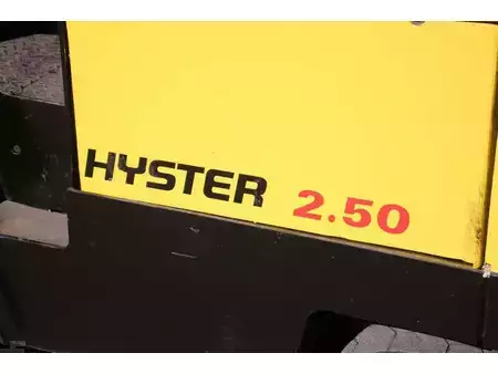 Elektro čtyřkolový VZV 1992  Hyster J2.50XL (15)